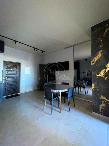 Долгосрочная аренда просторной евротрешки 8 Жемчужина БЕЗ ПОДНЯТИЯ