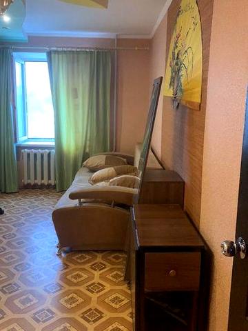 Здаю квартиру в аренду в місті Канів, 3 спальні, 4 етаж, район управлі