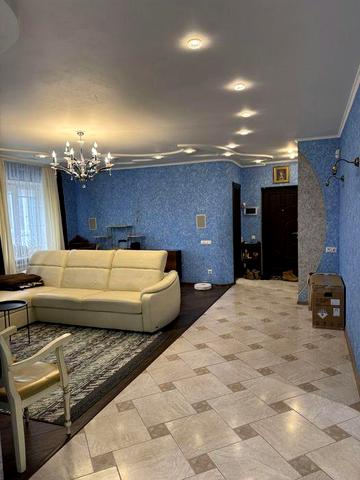 Продам 3-кімнатну квартиру