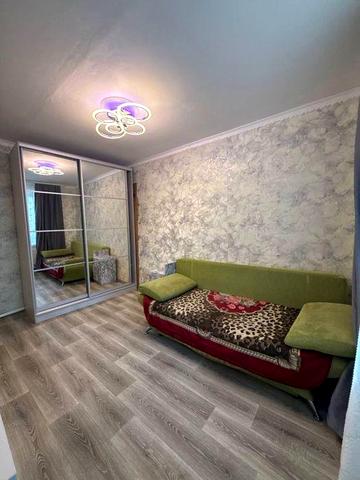 Оренда 1 кім проспект Корабелів