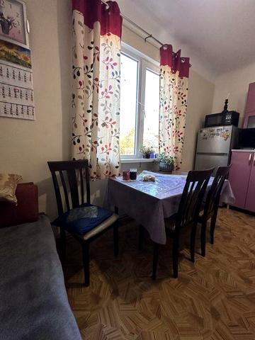 Здам Будинок біля Центру Жуковського(Архітектора Бургіньйона)