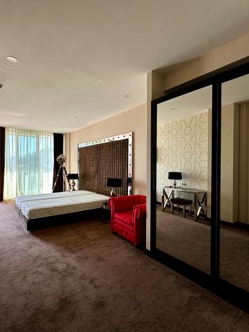 Бернардацці вул. (Красних Зір), 2а