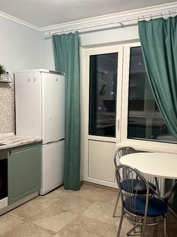 Бориса Гмирі вул., 16