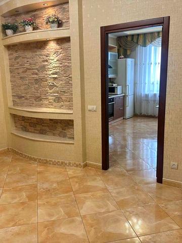 Оренда  2к.квартири 86м,вул.Срібнокільська 3В,м.Позняки!