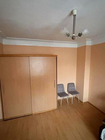 Однокомнатная квартира в сталинке (30.4 кв. м)