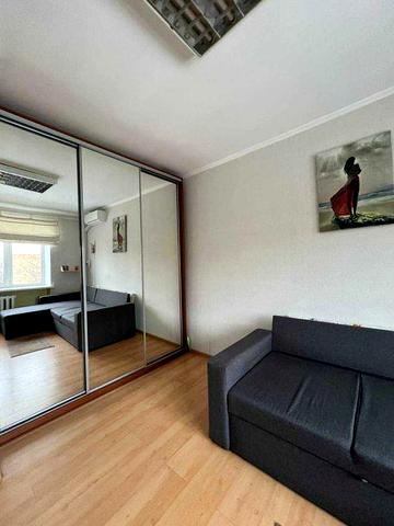 Продаж квартири від власника. Метро "Лісова"