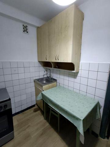 Продам 2-кімнатну роздільну кв, Харківське шосе 8/1, Дарницька пл.