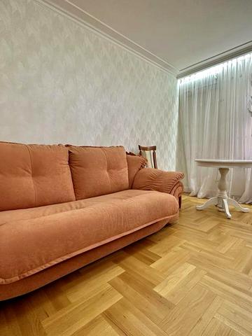 Затишна 2-кімнатна квартира з ремонтом у центрі вул . Ватутіна