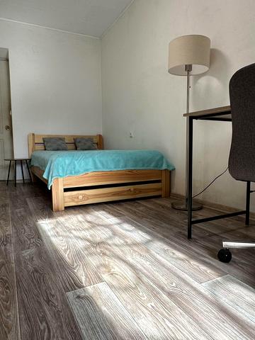 Прогресивна вул., 10