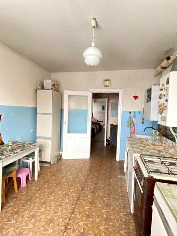 Продам велику 3х кімнатну квартиру