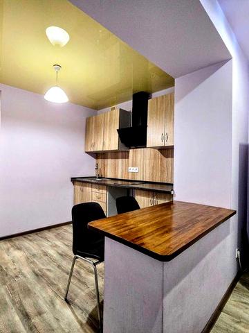 Здам 3-кімнатну ЧЕШКУ вул. Рози Ауслендер (Кочубея). Роздільні кімнати