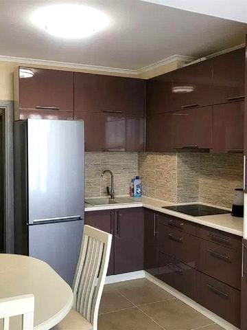 Ясинуватський пров., 11