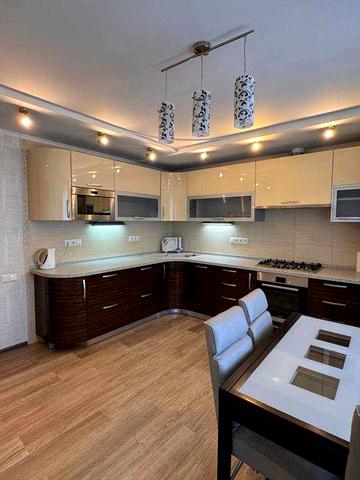 Класна квартира в районі центр-Казбет