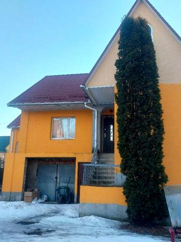 Оренда 2пов.будинку з гаражем в Пирогово,біля озера.Сімю