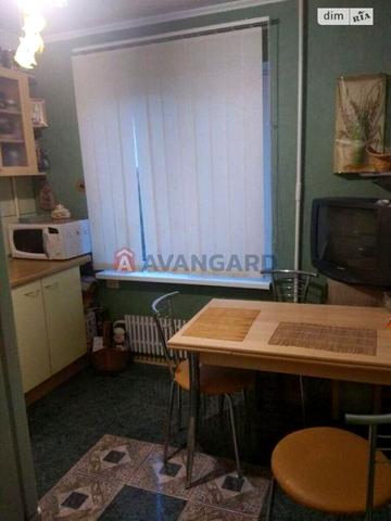 Продаж 3-кімнатної квартири з меблями, Сікорського