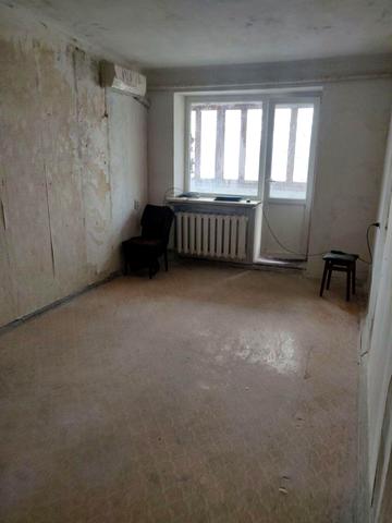 Трикімнатна квартира під ремонт в Хаджибейському районі