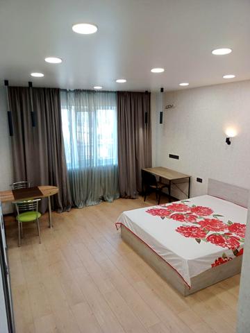 Академіка Павлова вул., 158