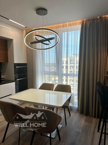 Василя Симоненка вул., 30