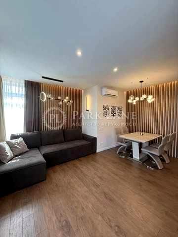 Продаж 2к квартири з новим ремонтом метро Васильківська ЖК Клубний