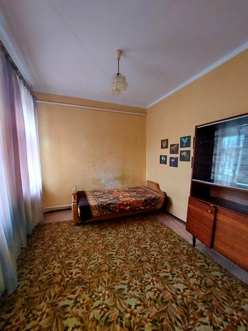 Адміральська вул., 3