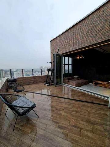 Сдается 4к квартира, ЖК Аксиома