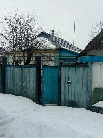 Продам будинок з ділянкою землі 30соток