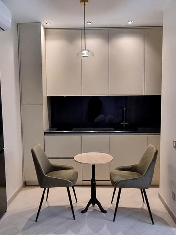 Квітки Цісик вул. (Гамарника), 32