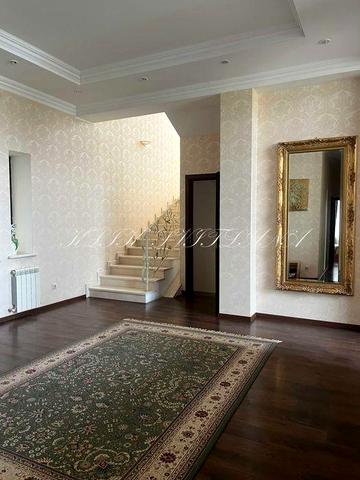 Здам Будинок с. Вишеньки КМ Золоче вихід до води поруч Дніпро Гнідин