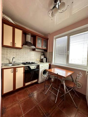 Реальная 2-ка на Алексеевке, Проспект Победы 48, Перемога