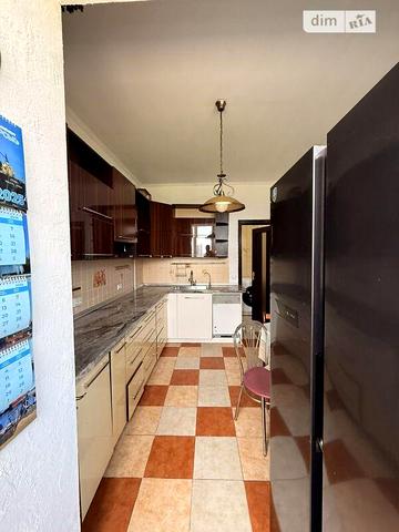 Продаж 3к Квартира Захисників України (1 Травня) вулиця