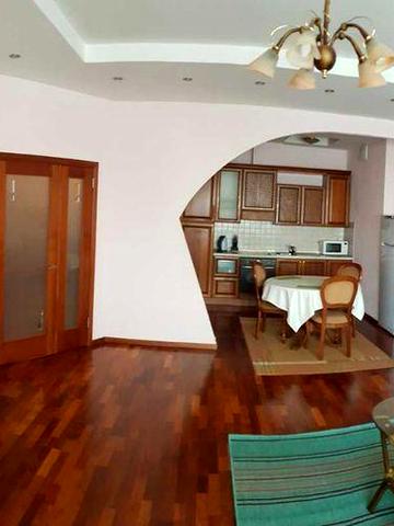 Здам в оренду власну 3-к квартиру по вул. Провіантська 3 (м. КПІ)