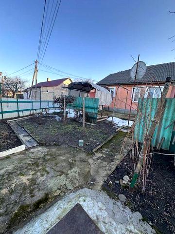 Продається двокімнатна квартира у м. Рожище по вул 24 серпня.