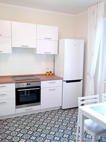 Білицька вул., 18