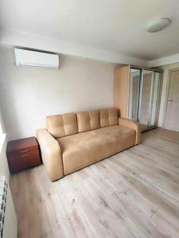 Здається 2к квартира на вул. Алішера Навої, 65