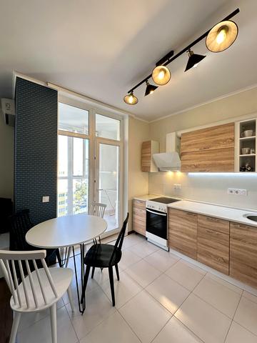 Петра Калнишевського вул. (Михайла Майорова), 6