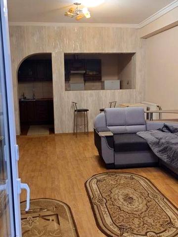 Знаю одно кімнатну квартиру у м.Коломия.Від власника