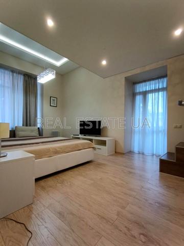 Архітектора Городецького вул., 11-Б