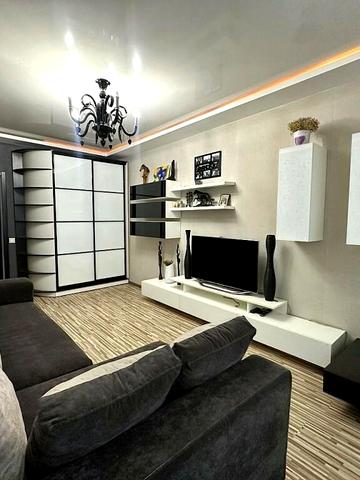 Олексія Вадатурського вул. (Маршала Малиновського), 61/2