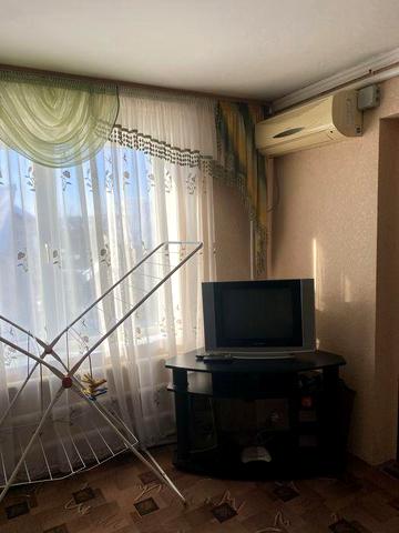 Здам частину будинку