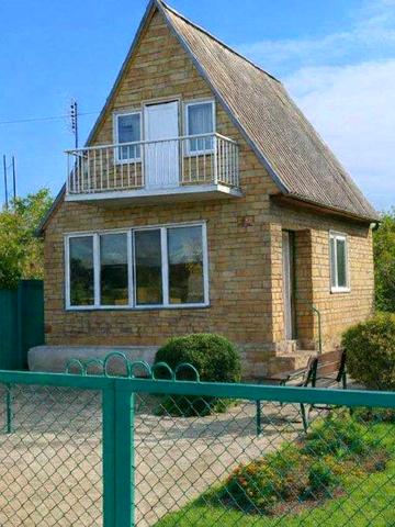 Васильків. Продам дачний будинок із земельною ділянкою.