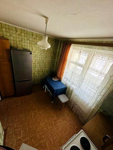 Здається 1 - на квартира  На довготривалий термін Квартира мебльована