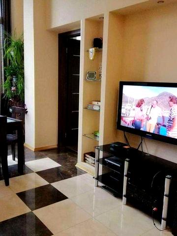 Здам 3к квартиру на Площі Українських Героїв