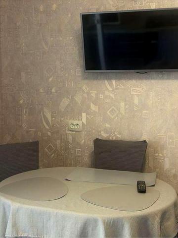 Сдам двухкімнатну квартиру ( власник)