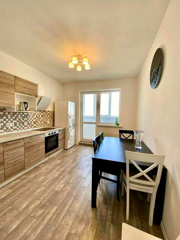 Героїв полку "Азов" 8, оренда 2к квартири, м. Оболонь 5 хв, Генератор!