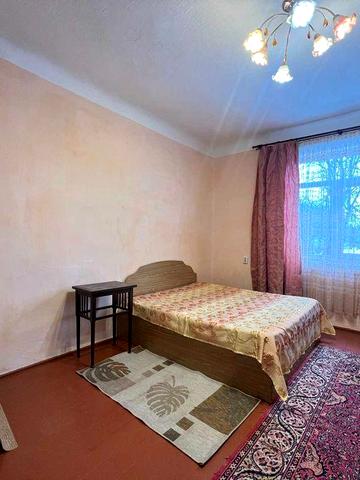 Півособняк в рні вул. Староміська-Старицького