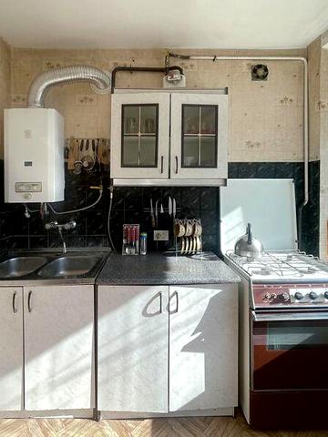 Довгострокова оренда 1к Квартира Івасюка Володимира вулиця