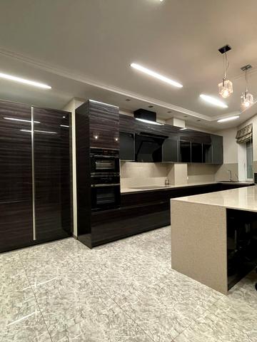 Гетьмана Павла Скоропадського вул. (Льва Толстого), 39