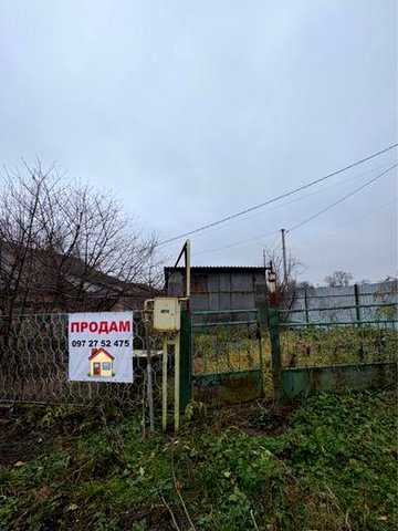 Продам будинок в центрі смт Ярмолинці. Без комісії