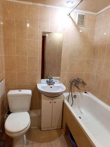Продам 1к.кв. район 12 кварталу 23000$ Торг
