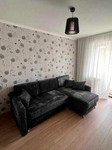 Здається в  оренду 2-к квартира на вул. Хоткевича